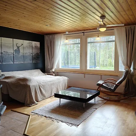 Totonmaeki Iin Kuivaniemessae 木屋
